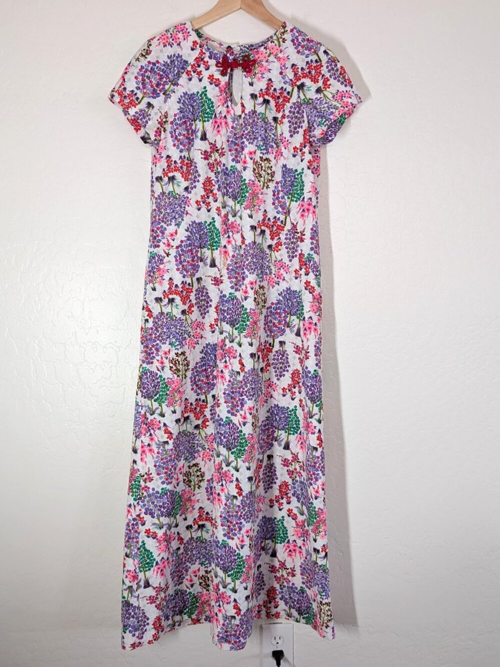 HARUKO Hawaiian Dress M Multicolor Long Floral Zip Short Sleeve Keyhole